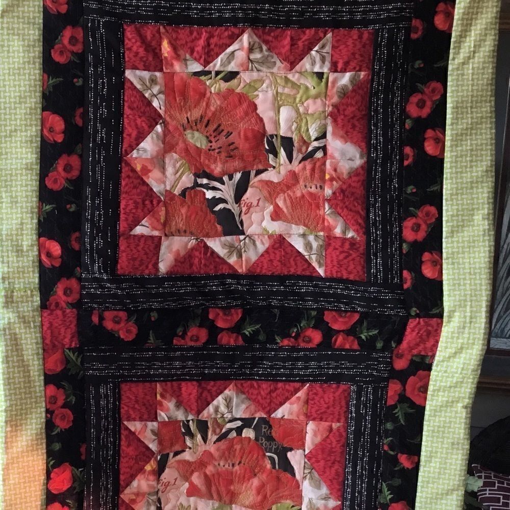 NWT Hand Crafted Quilted Wall Hanging/Runner in Poppy Prints